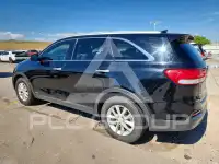 2016 KIA Sorento photo