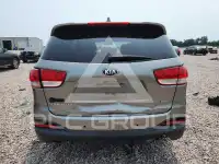 2016 KIA Sorento photo