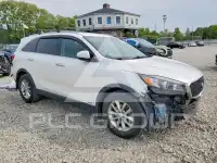 2016 KIA Sorento photo