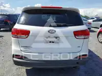 2016 KIA Sorento photo