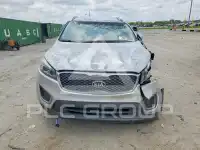 2016 KIA Sorento photo