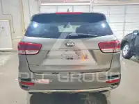 2016 KIA Sorento photo