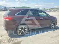 2016 KIA Sorento photo
