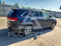 2016 KIA Sorento photo