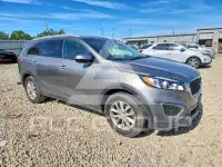 2016 KIA Sorento photo