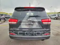 2016 KIA Sorento photo