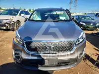2016 KIA Sorento photo