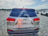 2016 KIA Sorento photo