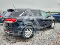 2016 KIA Sorento photo