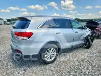 2016 KIA Sorento photo