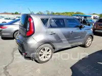 2016 KIA Soul photo
