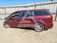 2016 KIA Sedona photo