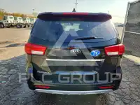 2016 KIA Sedona photo