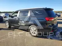 2016 KIA Sedona фото