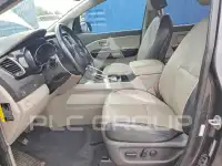 2016 KIA Sedona фото