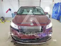 2016 KIA Sedona фото