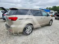 2016 KIA Sedona фото