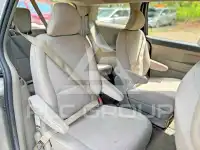 2016 KIA Sedona фото