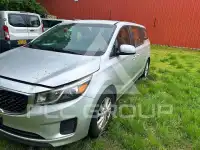 2016 KIA Sedona фото