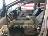 2016 KIA Sedona фото