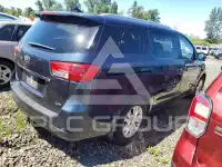 2016 KIA Sedona фото