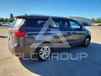 2016 KIA Sedona photo