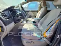 2016 KIA Sedona фото