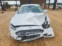 2016 Ford FUSION фото