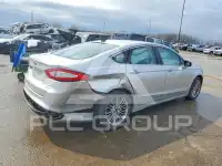 2016 Ford FUSION photo