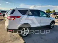2016 Ford ESCAPE photo