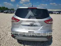 2016 Ford ESCAPE photo
