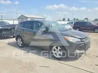 2016 Ford ESCAPE photo