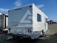 2016 Ford E-450 фото