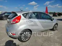 2016 Ford FIESTA фото