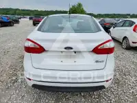 2016 Ford FIESTA фото