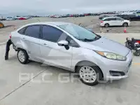 2016 Ford FIESTA фото