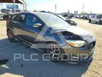 2016 Ford FOCUS фото
