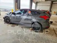 2016 Ford FOCUS фото