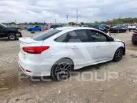 2016 Ford FOCUS фото