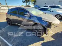 2016 Ford FOCUS фото
