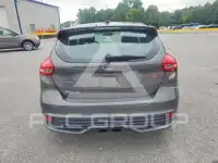 2016 Ford FOCUS фото