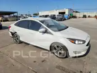 2016 Ford FOCUS photo