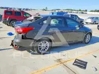 2016 Ford FOCUS фото