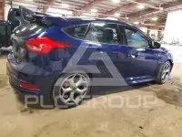 2016 Ford FOCUS фото