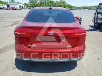 2016 Ford FOCUS photo