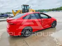 2016 Ford FOCUS фото
