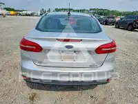 2016 Ford FOCUS photo