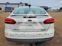 2016 Ford FOCUS photo