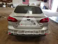 2016 Ford FOCUS фото