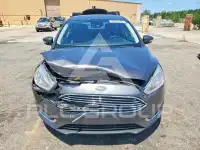 2016 Ford FOCUS photo